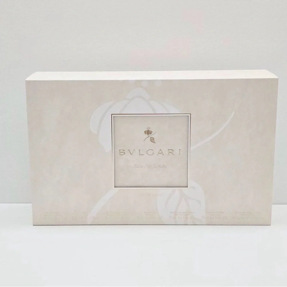BVLGARI Eau Parfumée Eau Le Blanc boxed Gift Set - Picture 2 of 5